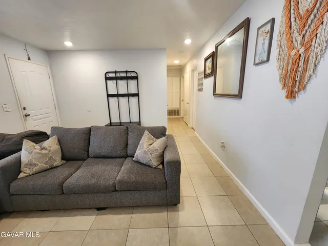 $329,950 | 15142 Lanfair Avenue, Lancaster, CA 93535