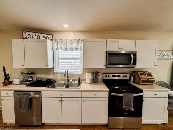 $205,000 | 187 Eaton Street, Mount Airy, NC 27030