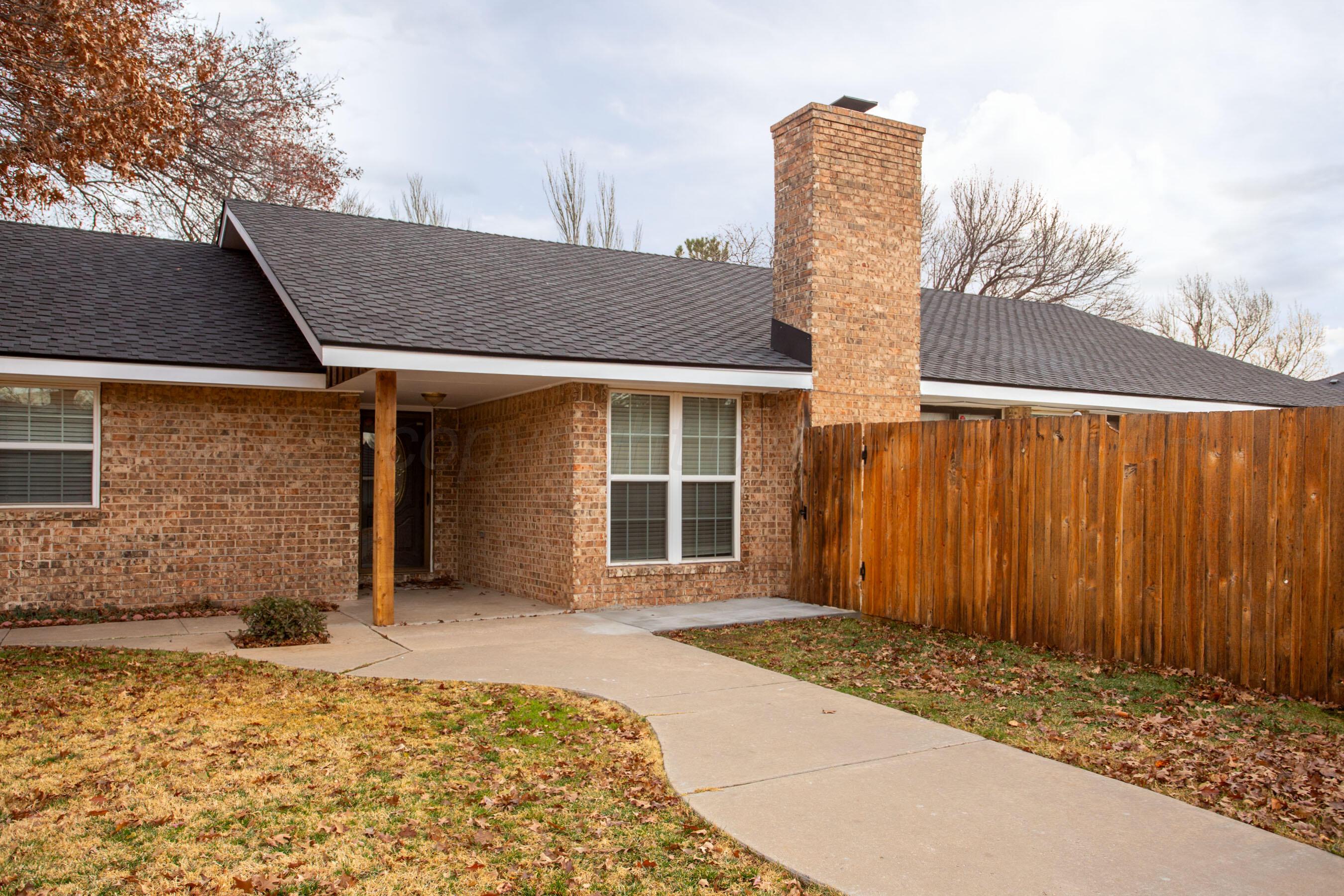 3529 Cinderella Lane Amarillo, TX 79121 - Photo 2 of 33 a front view of a house