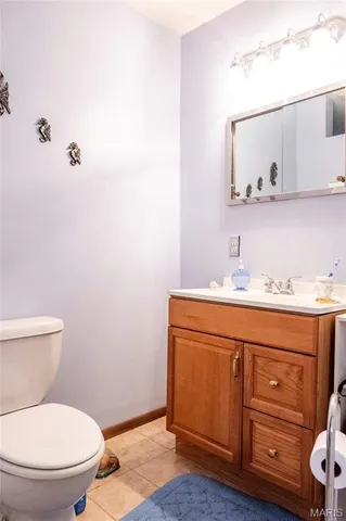 $1 | 27628 Hwy H, Eolia, MO 63344