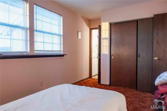 $1 | 27628 Hwy H, Eolia, MO 63344