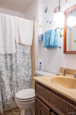 $1 | 27628 Hwy H, Eolia, MO 63344