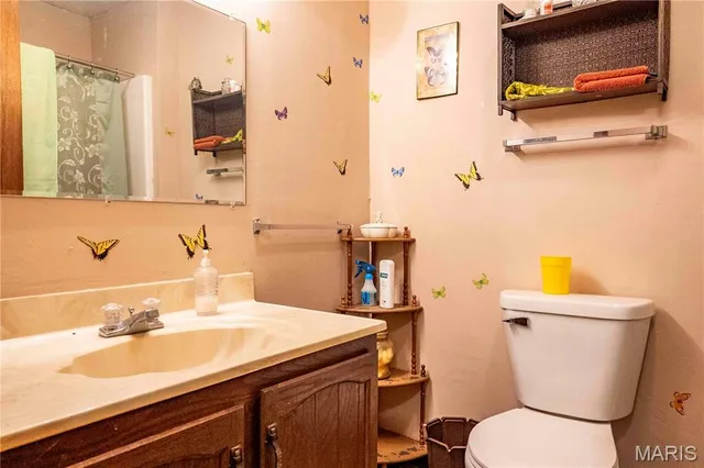 $1 | 27628 Hwy H, Eolia, MO 63344