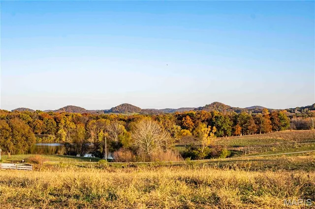 $1 | 27628 Hwy H, Eolia, MO 63344