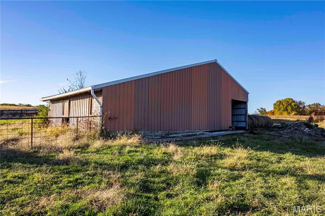 $1 | 27628 Hwy H, Eolia, MO 63344