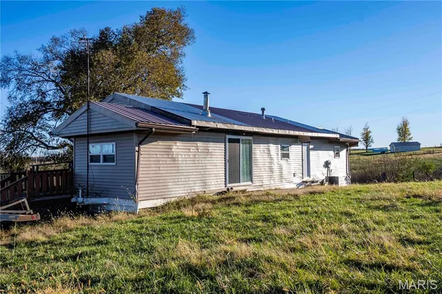 $1 | 27628 Hwy H, Eolia, MO 63344