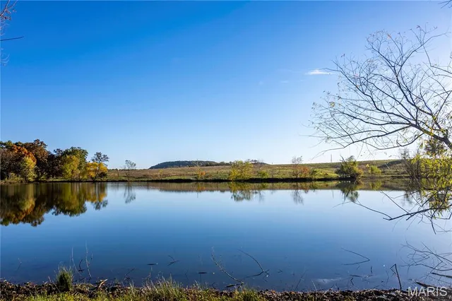 $1 | 27628 Hwy H, Eolia, MO 63344