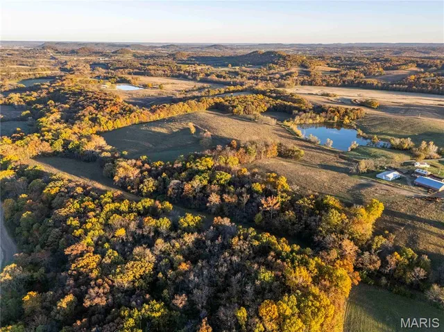 $1 | 27628 Hwy H, Eolia, MO 63344