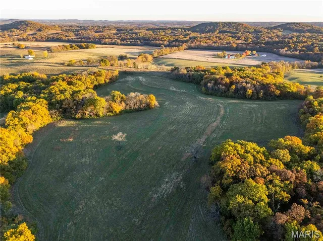 $1 | 27628 Hwy H, Eolia, MO 63344