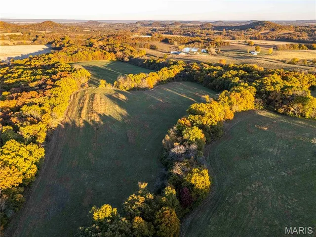 $1 | 27628 Hwy H, Eolia, MO 63344