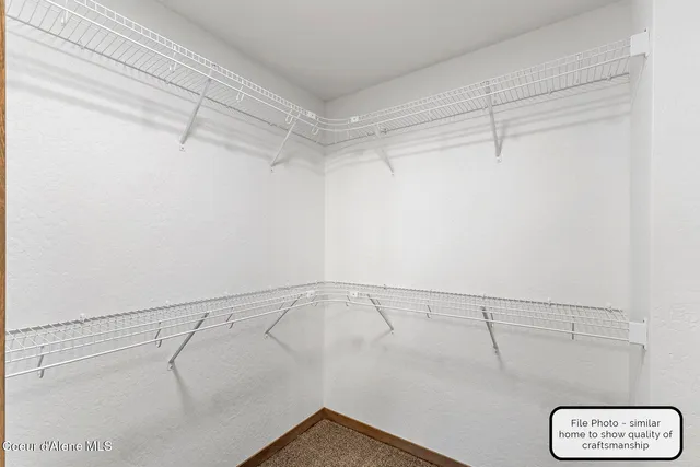 $529,900 | 2 East Valley Street, Oldtown, ID 83822