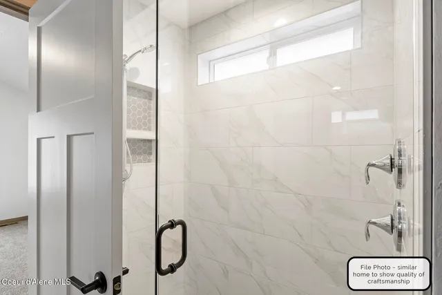 $529,900 | 2 East Valley Street, Oldtown, ID 83822