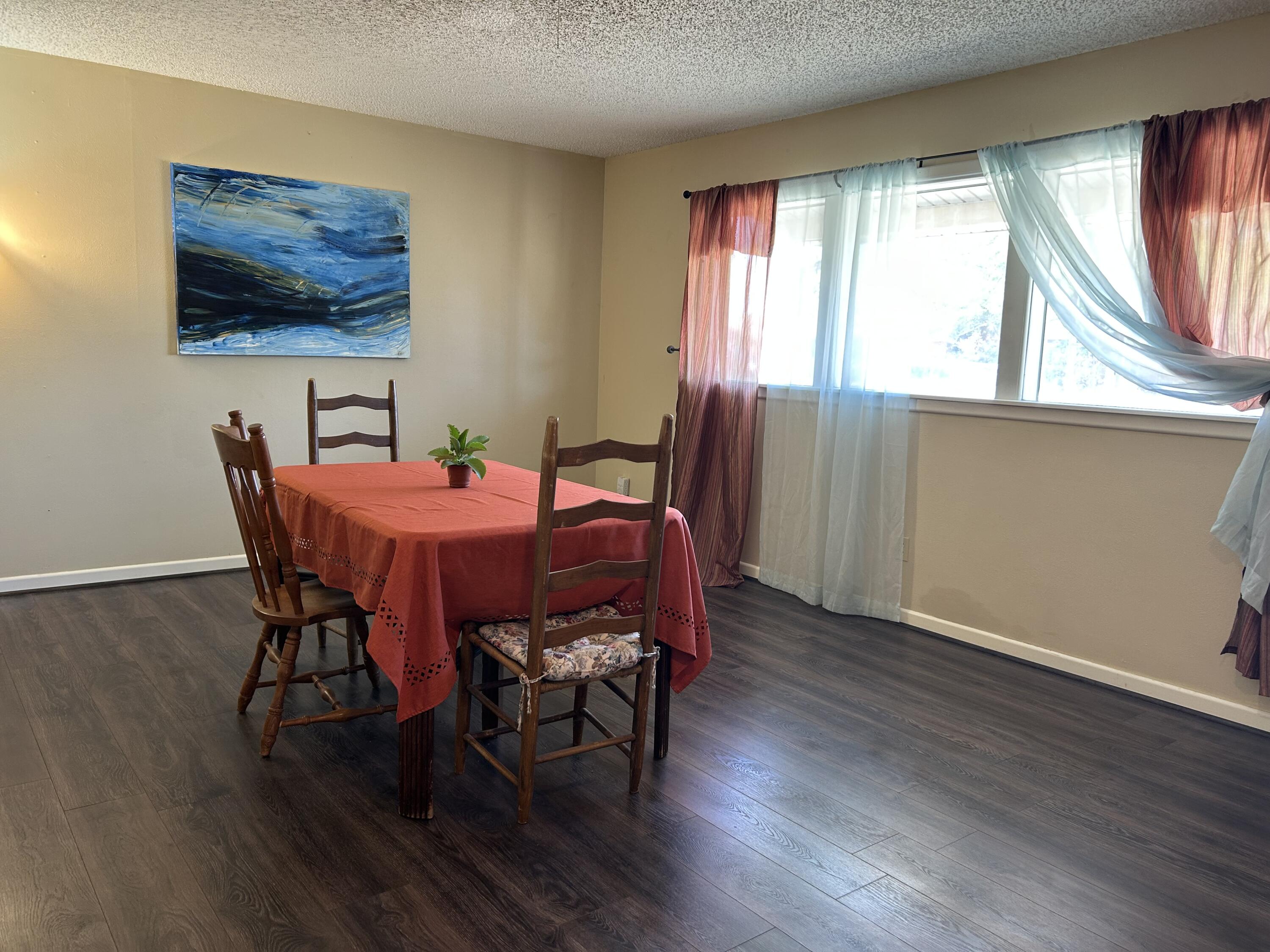 3711 46th Street Lubbock, TX 79413 - Photo 4 of 15 Dining room