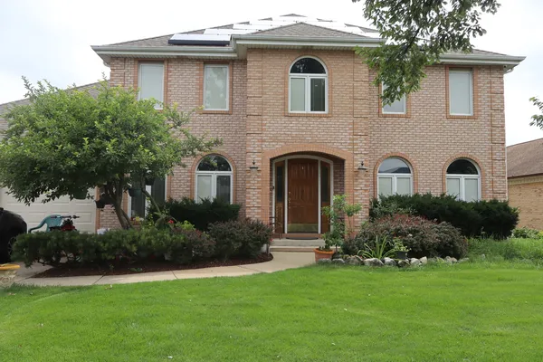 $589,000 | 14953 Landings Lane, Oak Forest, IL 60452