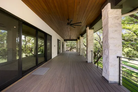 $1,950,000 | 12 Treehaven Lane, The Hills, TX 78738