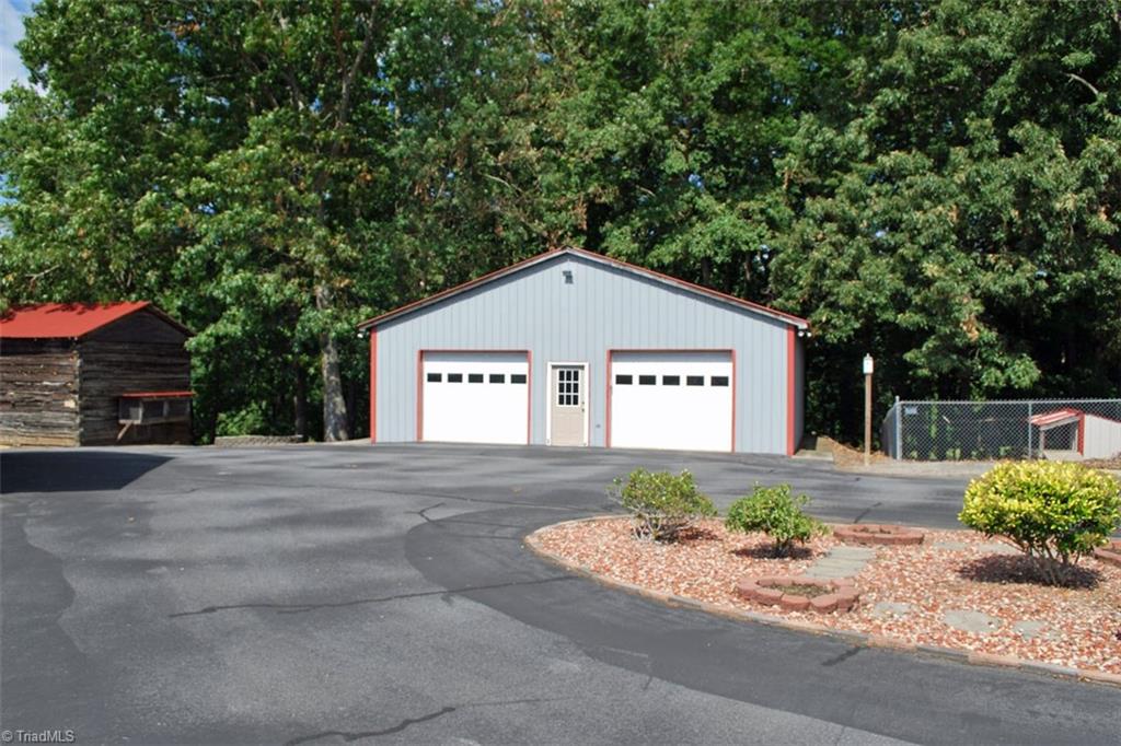 333 Pilot Church Road Pinnacle, NC 27043 - Photo 25 of 30