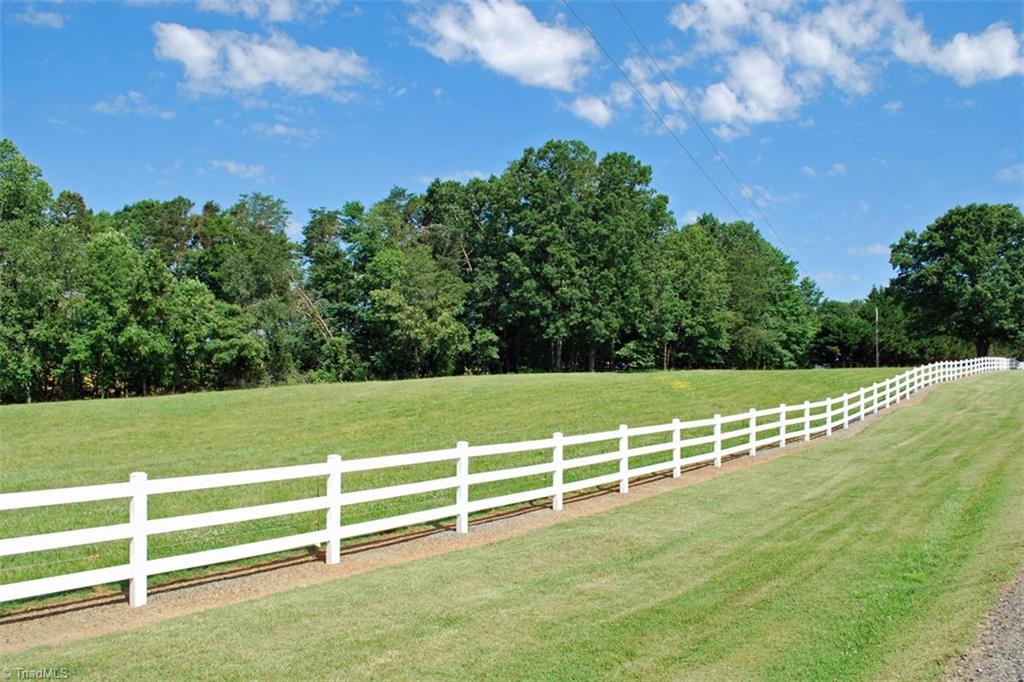 333 Pilot Church Road Pinnacle, NC 27043 - Photo 28 of 30