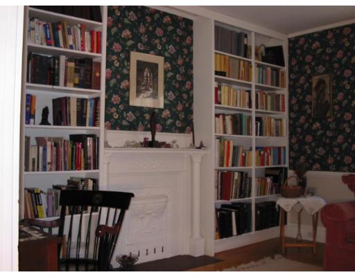 16 Williston Road Newton, MA 02466 - Photo 4 of 13 Gallery Image 4