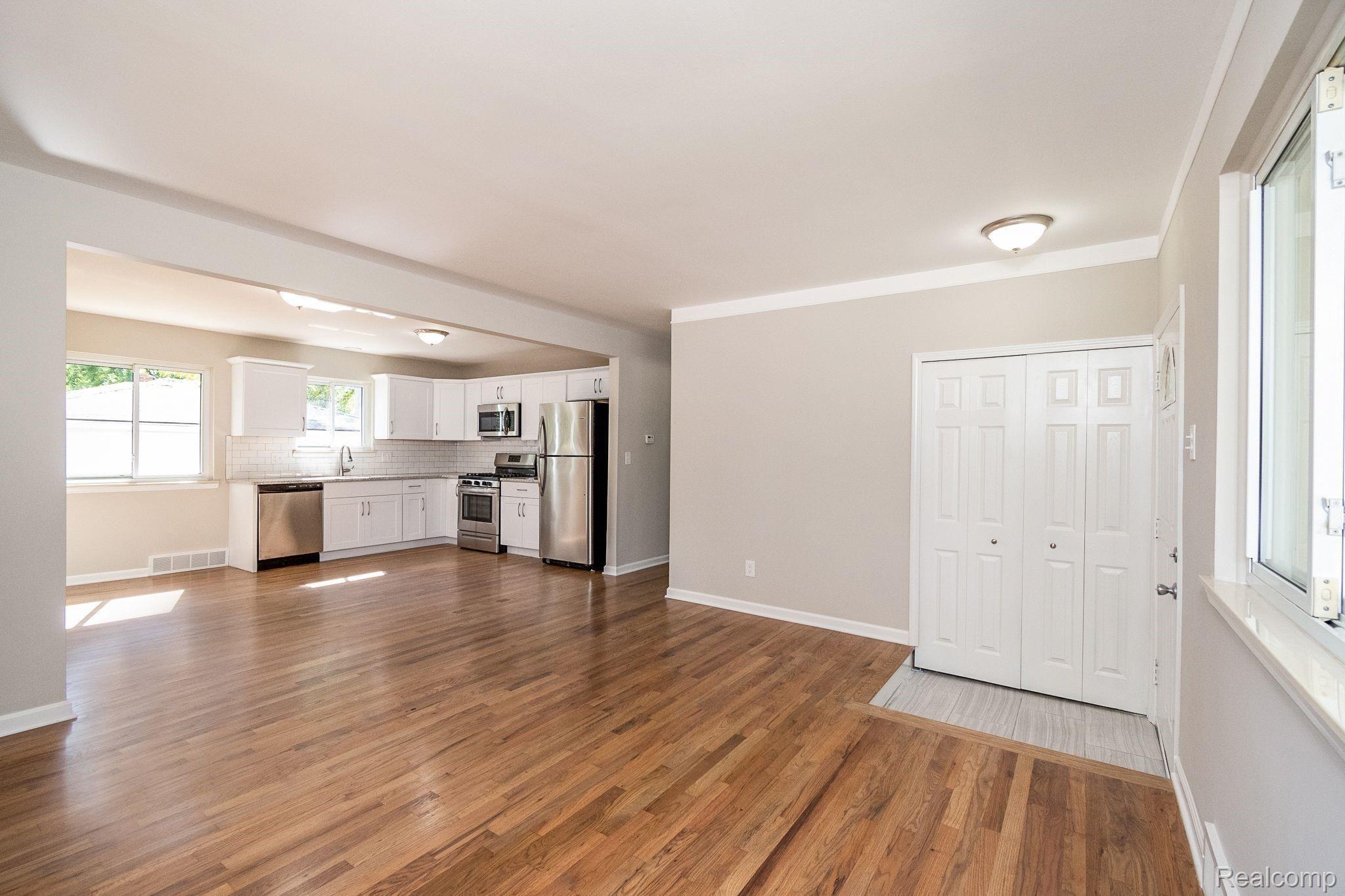 18360 Frazho Road Roseville, MI 48066 - Photo 5 of 29 18360 Frazho Open Layout'.jpeg