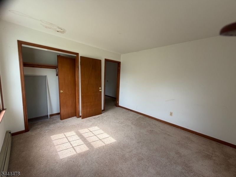 124 Perryville Road Pittstown, NJ 08867 - Photo 33 of 41