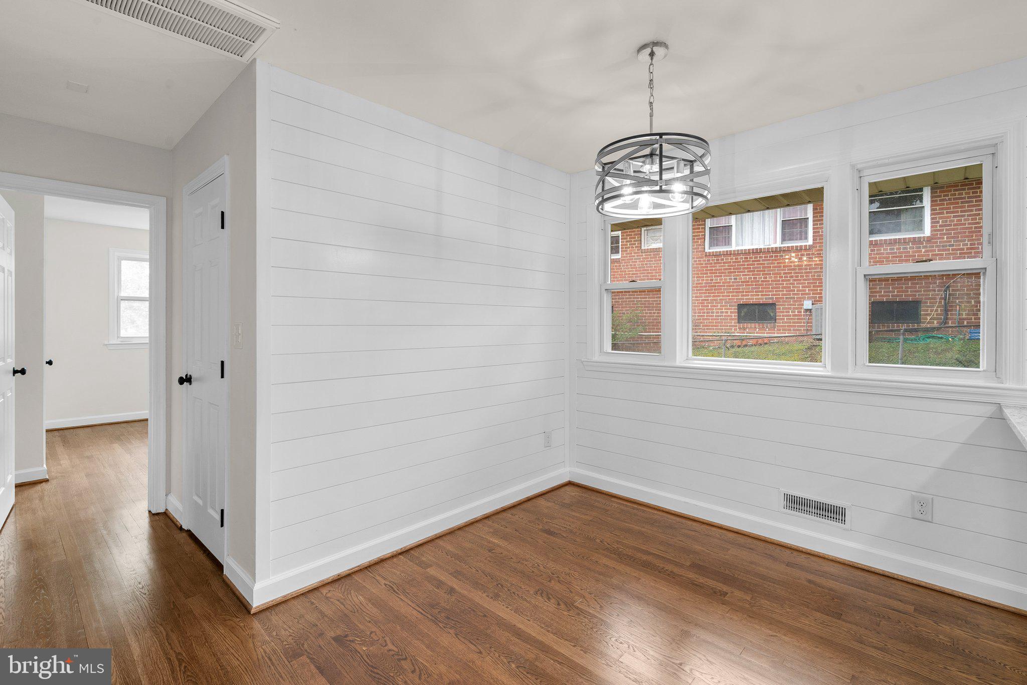 8303 Legation Road New Carrollton, MD 20784 - Photo 11 of 33 Dining Area
