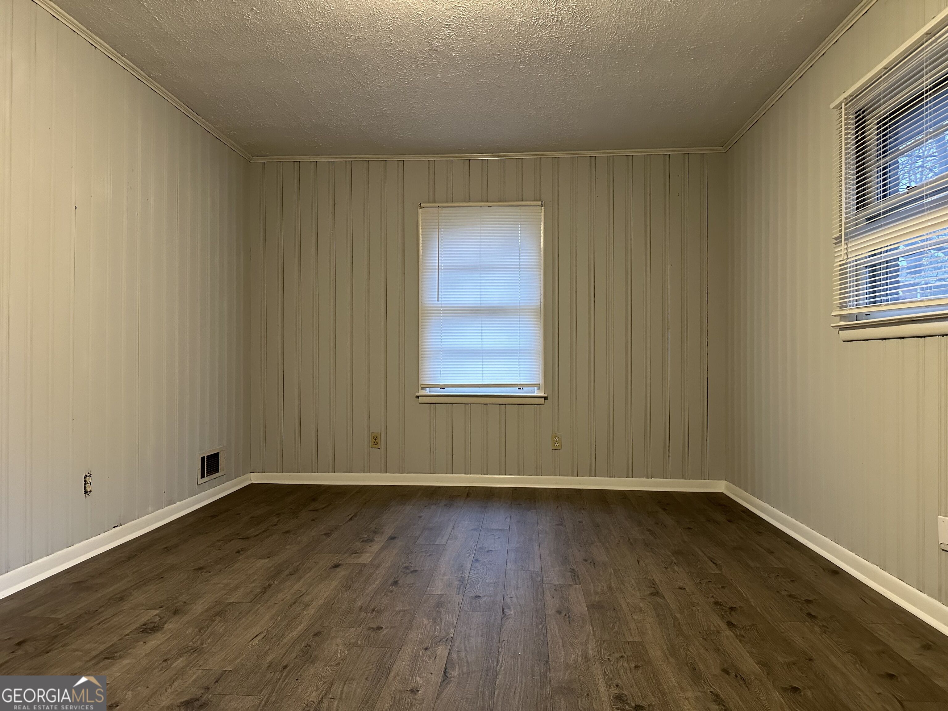 4522 Ridge Drive Forest Park, GA 30297 - Photo 4 of 11 Gallery Image 4