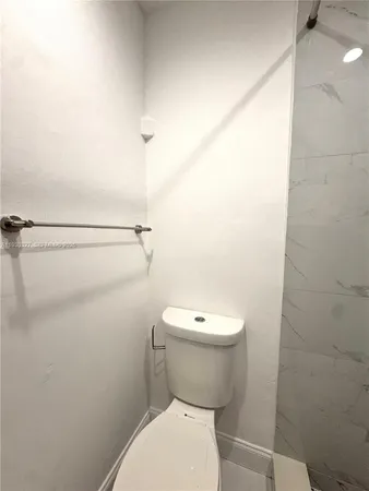 $2,800 | 1511 Northeast 42nd Street, Pompano Beach, FL 33064