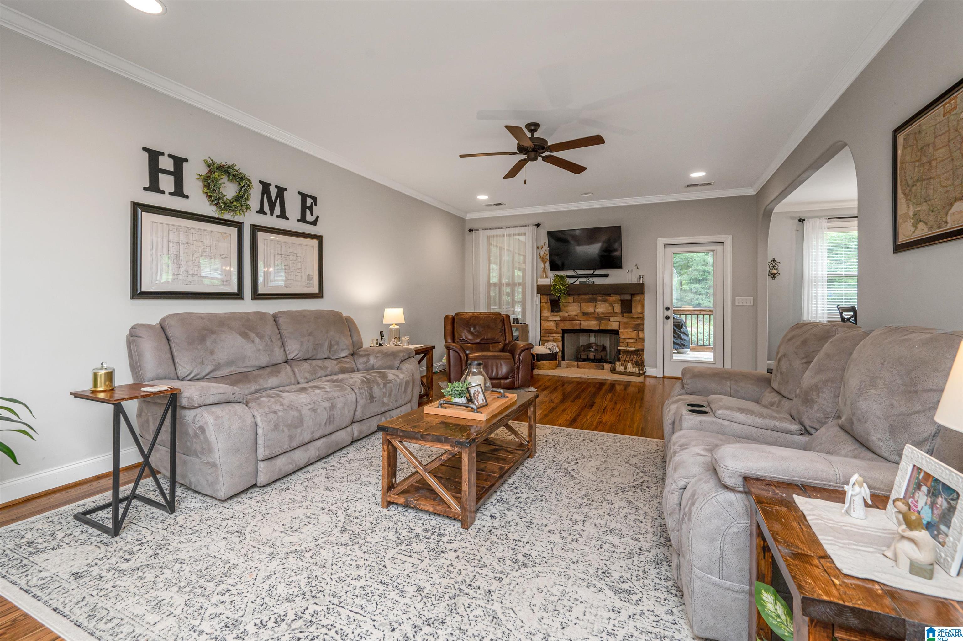 276 Shore Front Lane Wilsonville, AL 35186 - Photo 8 of 47