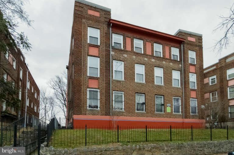 1441 Spring Road Northwest, Unit B01 Washington, DC 20010 - Photo 2 of 10 Exterior (Front)