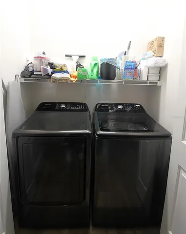 $1,995 | 3806 Parkridge Circle, Unit 21105, Sarasota, FL 34243