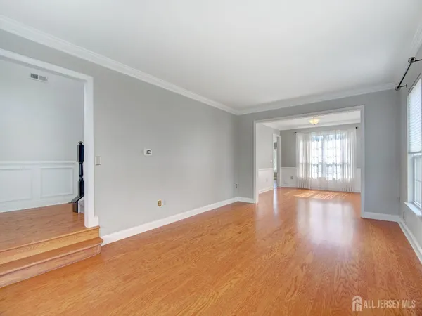 $4,500 | 8 Mulberry Court, Somerville, NJ 08876