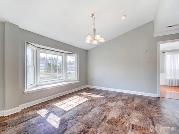 $4,500 | 8 Mulberry Court, Somerville, NJ 08876