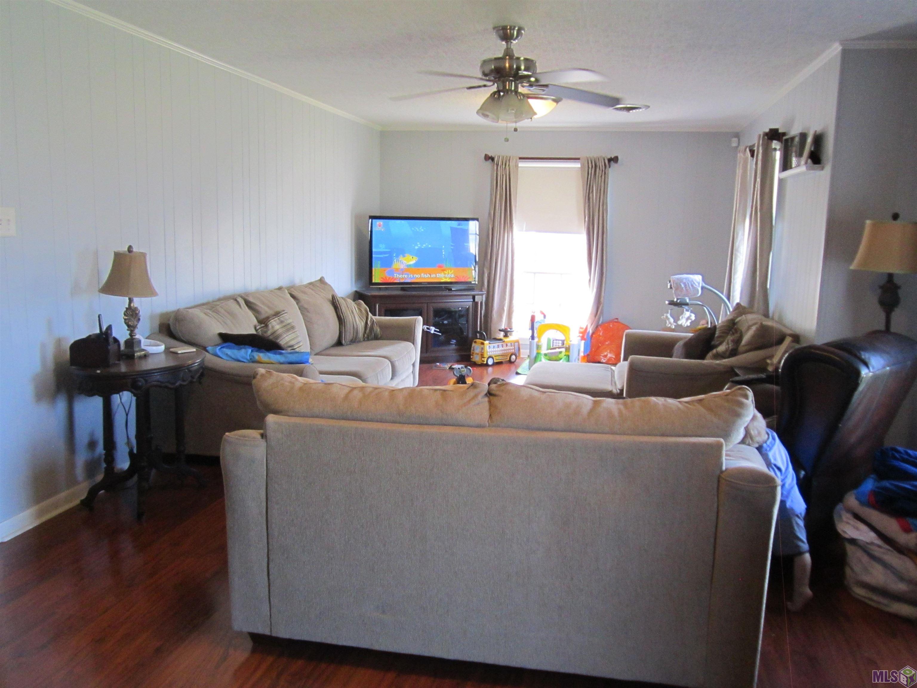 105 Romy Drive Lockport, LA 70374 - Photo 20 of 34 Living Room