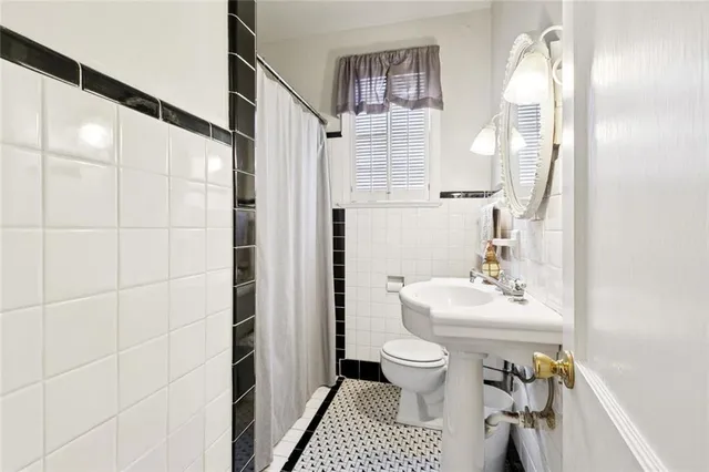 $339,000 | 49 Papworth Avenue, Metairie, LA 70005