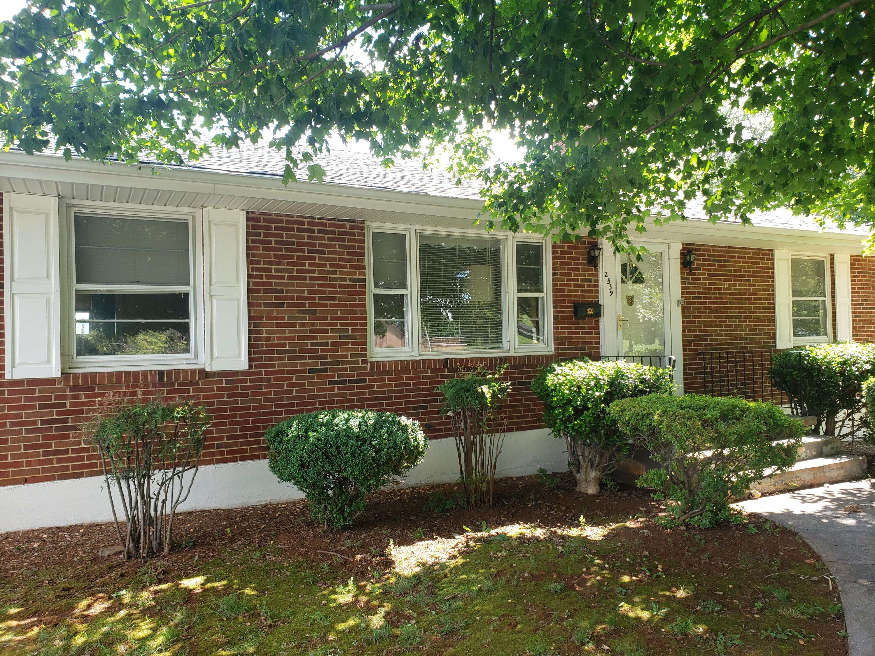 2539 Northminster Road Northwest Roanoke, VA 24012 - Photo 2 of 19 20210703_110509
