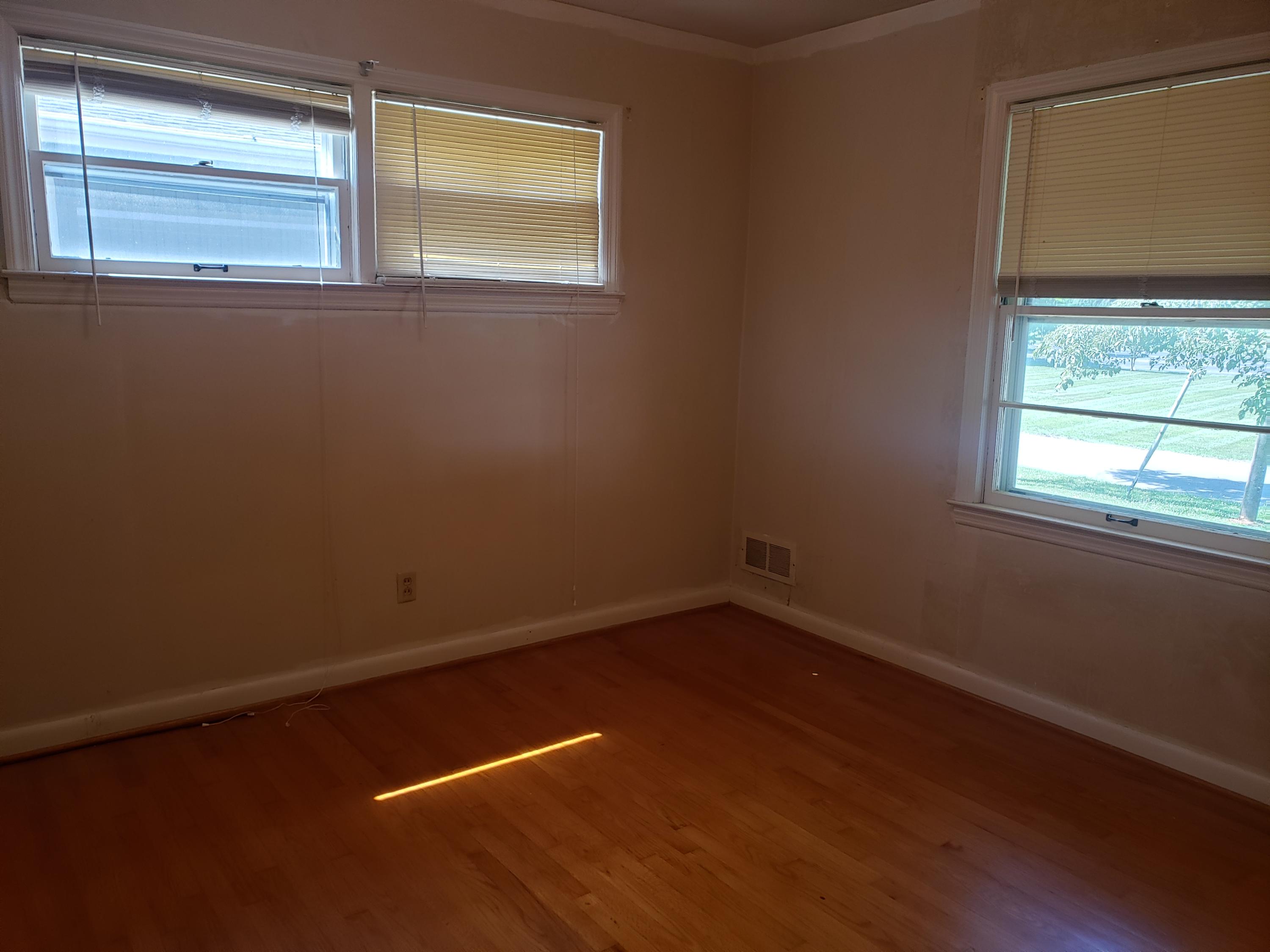 2539 Northminster Road Northwest Roanoke, VA 24012 - Photo 11 of 19 20210703_110853
