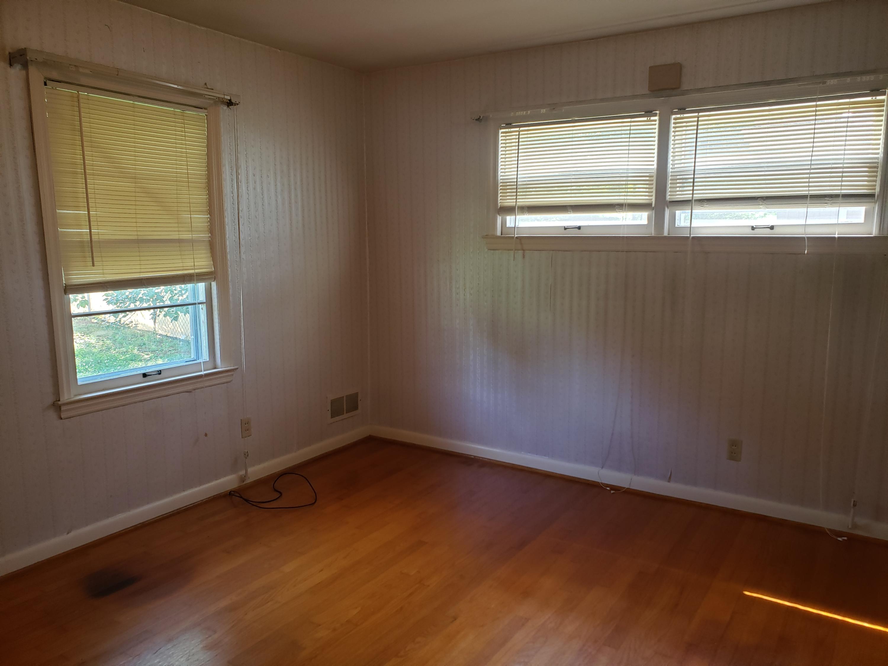 2539 Northminster Road Northwest Roanoke, VA 24012 - Photo 12 of 19 20210703_110845