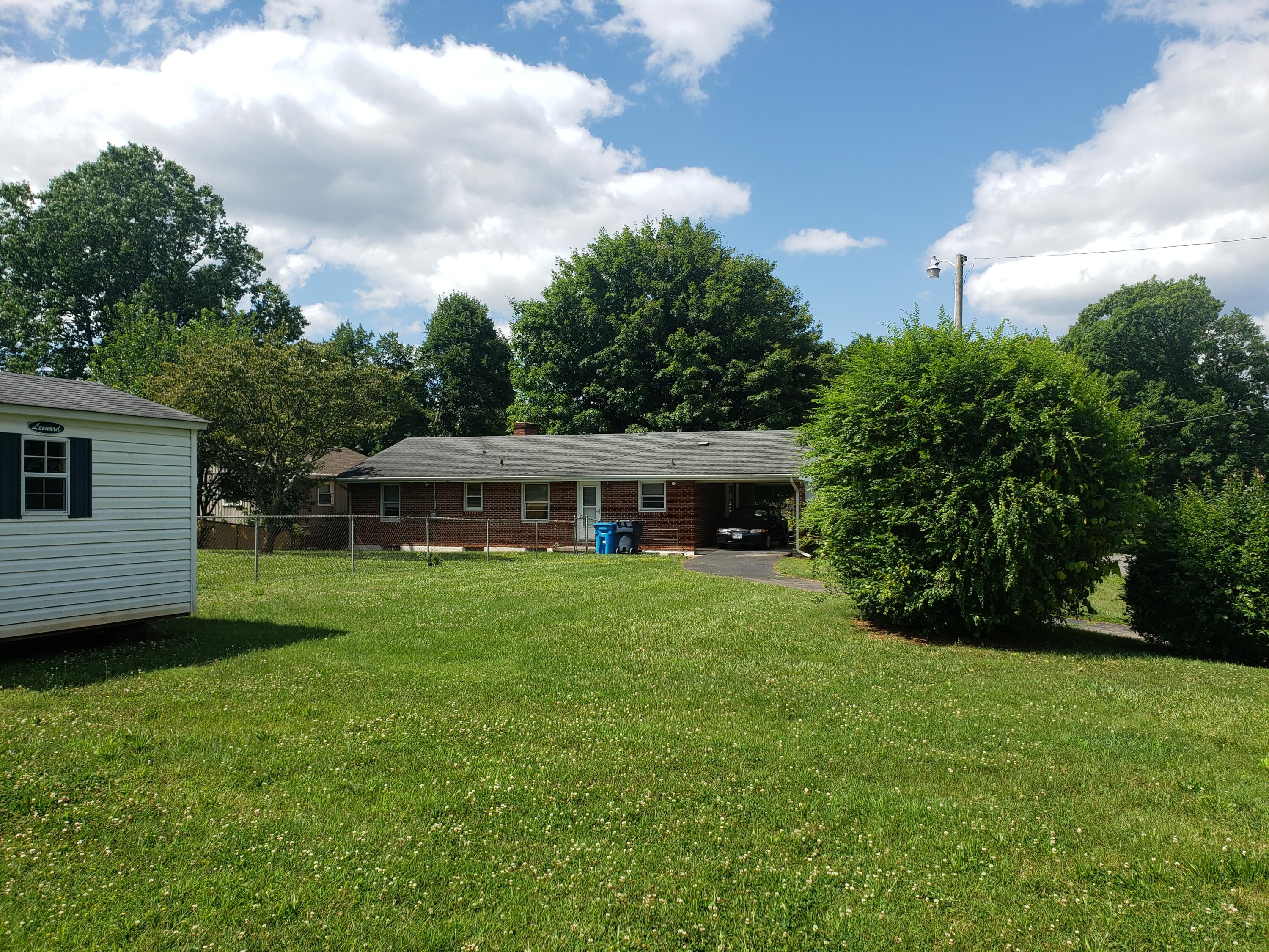 2539 Northminster Road Northwest Roanoke, VA 24012 - Photo 4 of 19 20210703_110551
