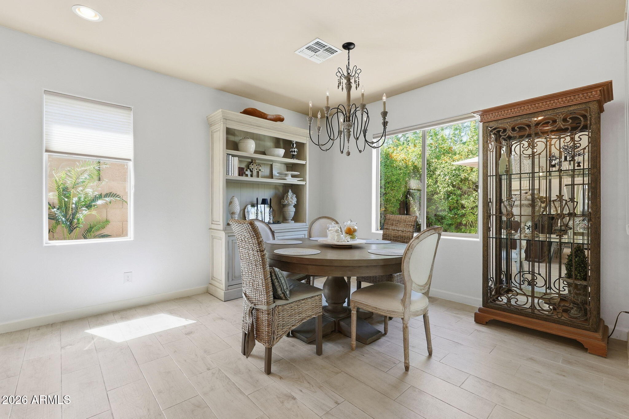 4408 East St John Road Phoenix, AZ 85032 - Photo 24 of 50 Dining off Kitchen
