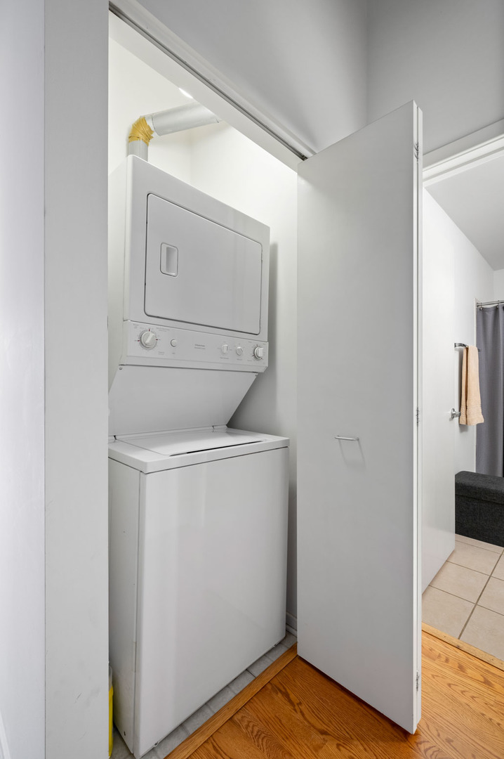 849 North Franklin Street, Unit 715 Chicago, IL 60610 - Photo 15 of 26 a view of utility room