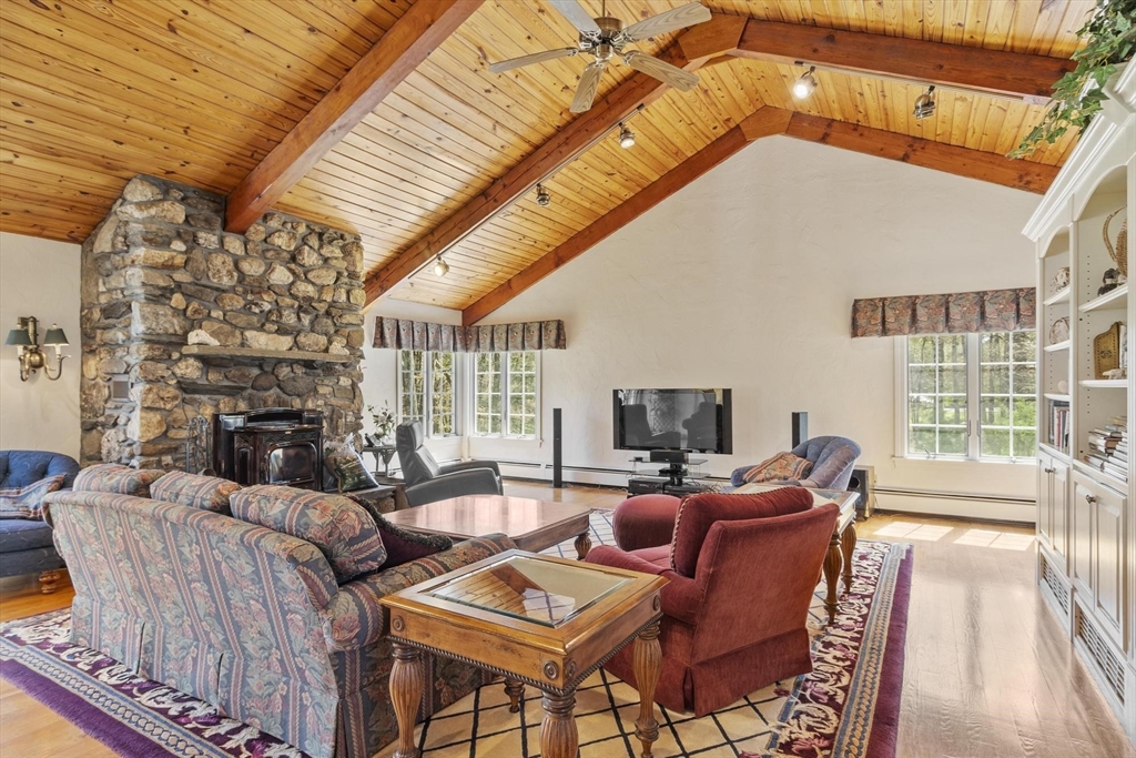 103 Brooks Station Road Princeton, MA 01541 - Photo 19 of 42