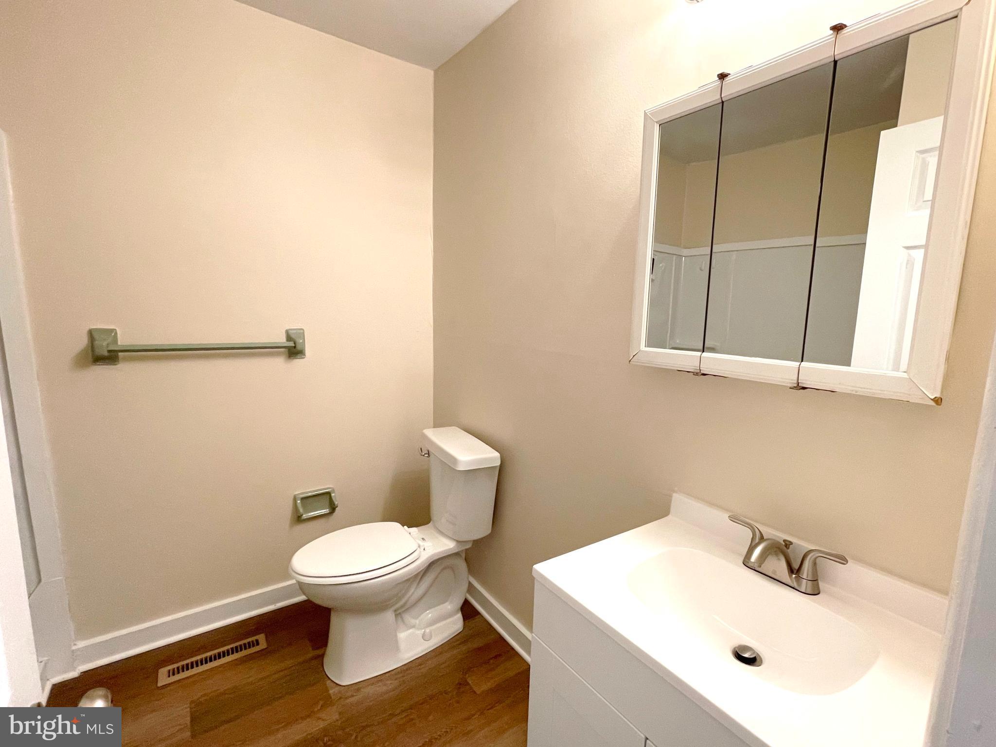 46844 Patuxent Road Lexington Park, MD 20653 - Photo 16 of 18 Hall full bath (upper level)