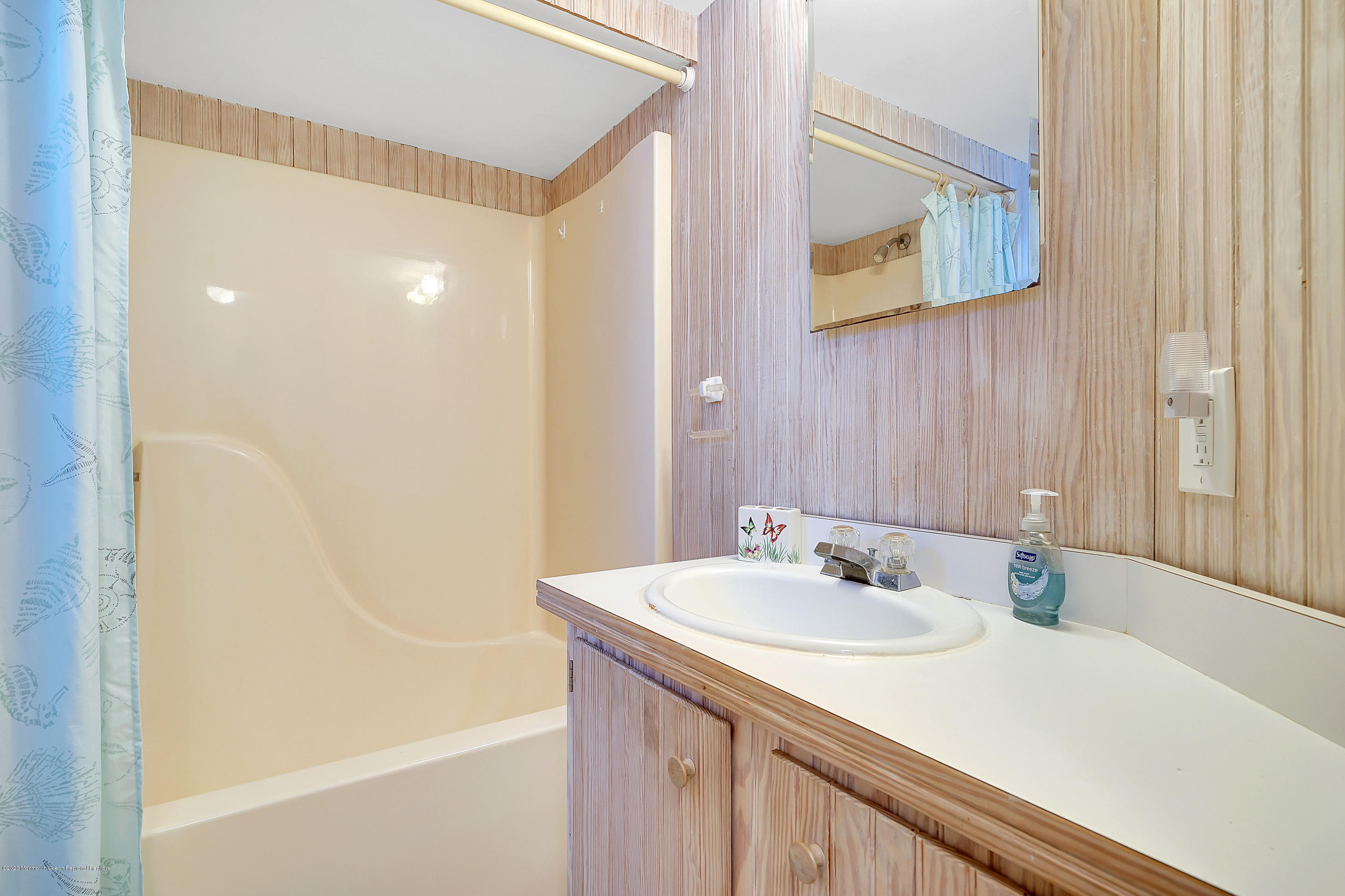 43 Beach Front Manasquan, NJ 08736 - Photo 14 of 52 012_dsc02116