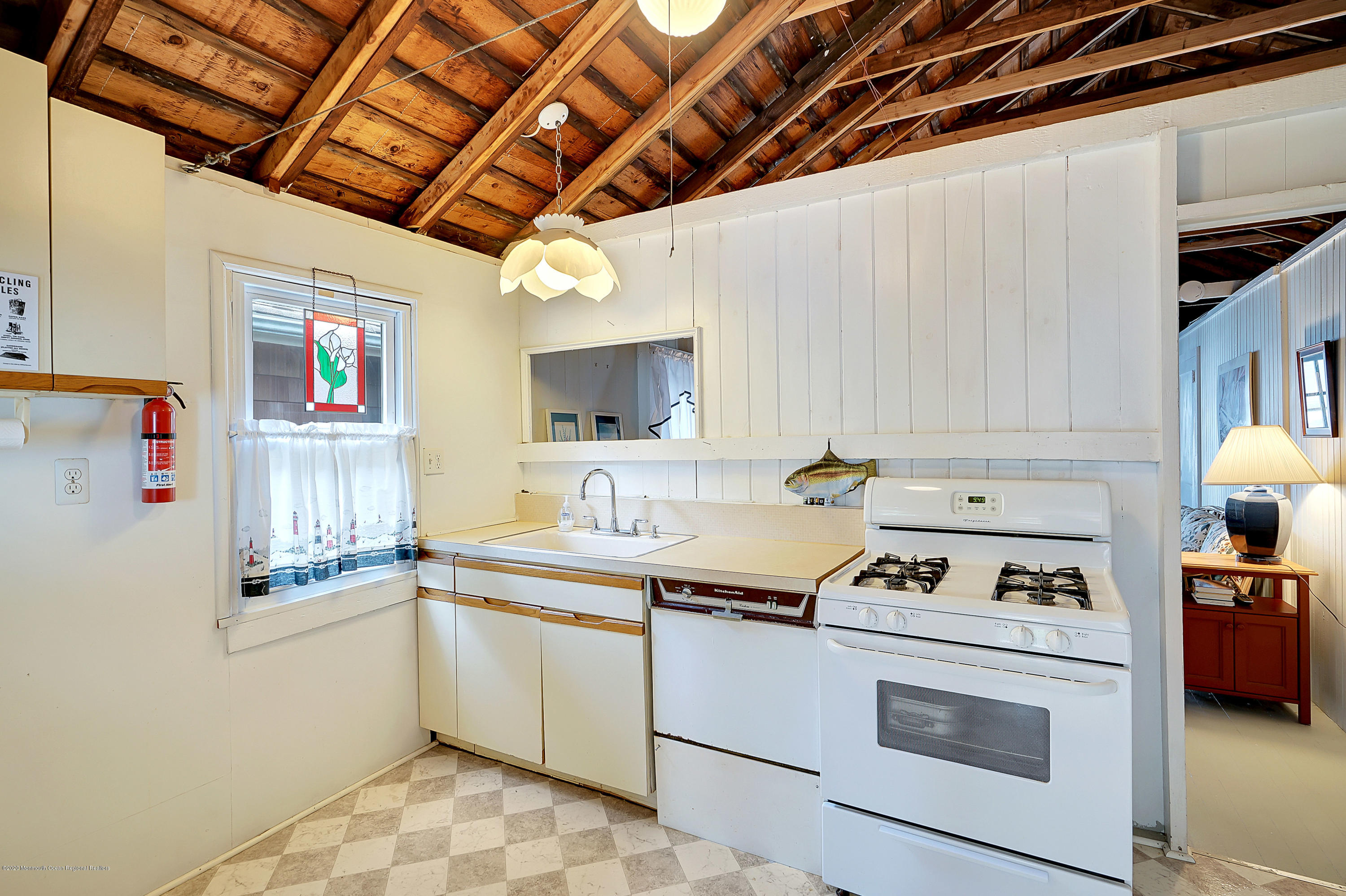 43 Beach Front Manasquan, NJ 08736 - Photo 30 of 52 032_dsc02206