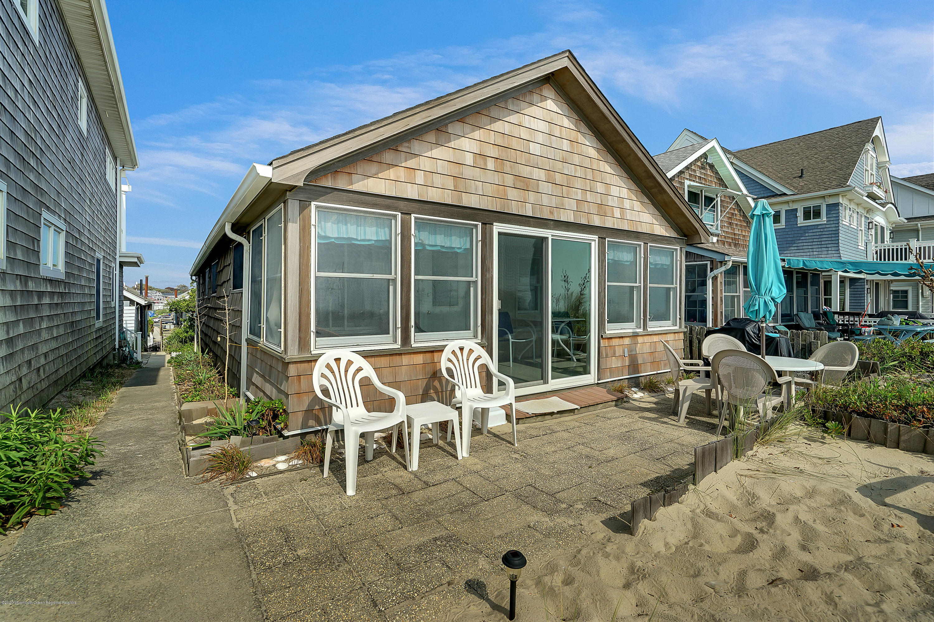 43 Beach Front Manasquan, NJ 08736 - Photo 5 of 52 040_dsc02276