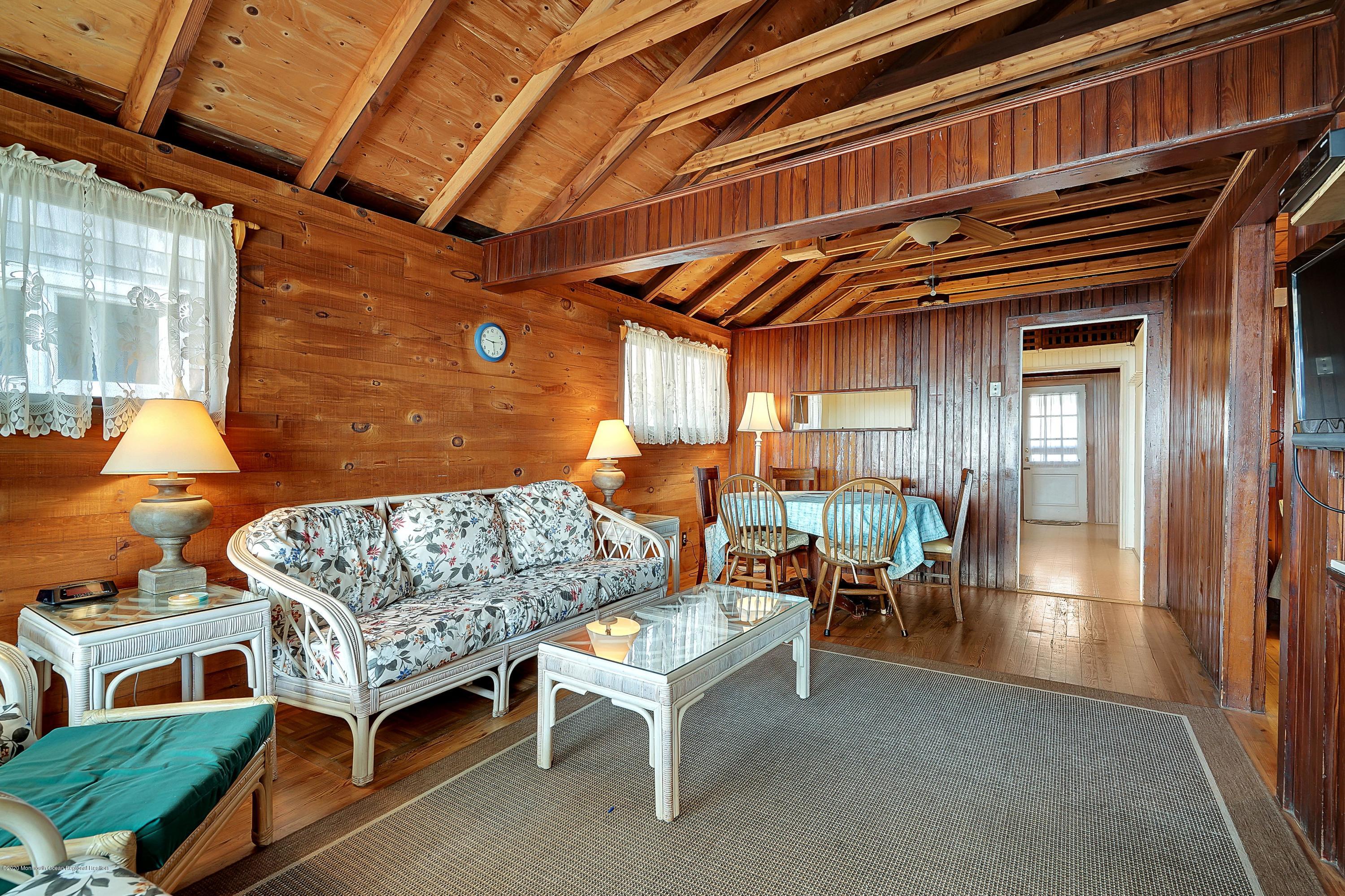 43 Beach Front Manasquan, NJ 08736 - Photo 10 of 52 008_dsc02076