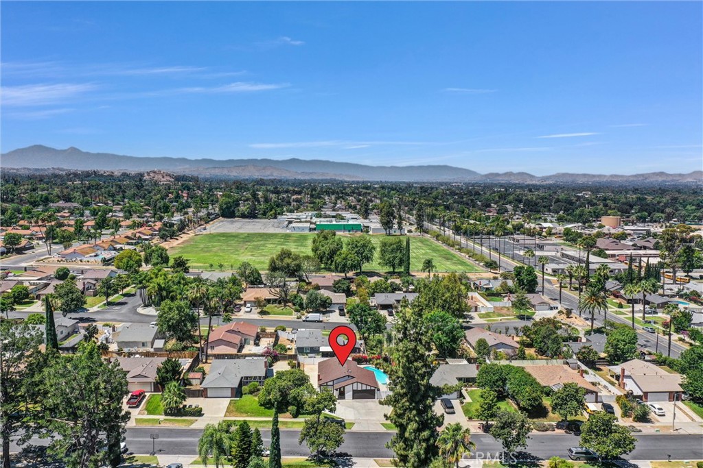 2862 Westridge Road Riverside, CA 92506 - Photo 32 of 34