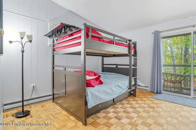 $374,900 | 1045 Mountain Top Drive, Lake Ariel, PA 18436