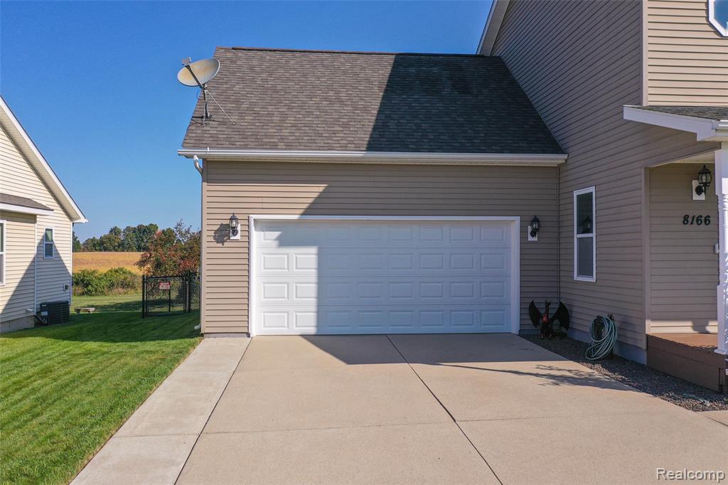 8166 Eagle Ridge Lane Fowlerville, MI 48836 - Photo 24 of 37 Gallery Image 24