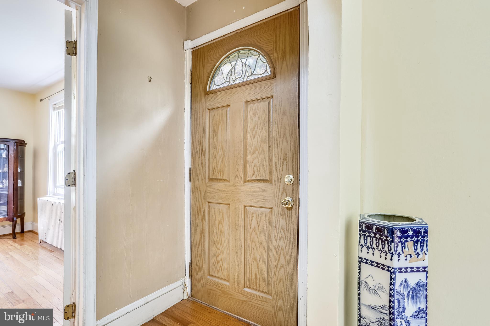 114 Norwood Road Silver Spring, MD 20905 - Photo 3 of 72